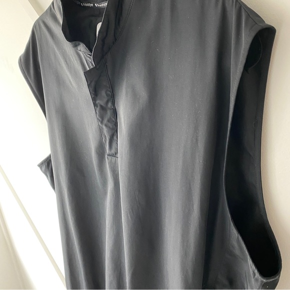 FootJoy Men's Windshirt Golf Vest (Windproof)- Small - Picture 2 of 6